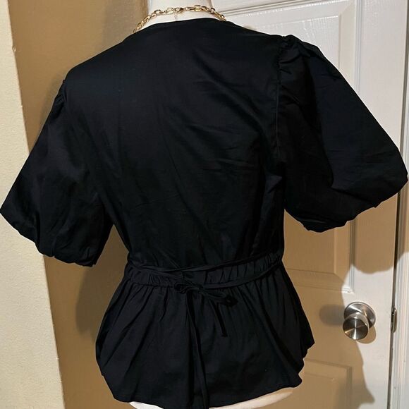 Old Navy Ladies Puff Sleeves Back Tie Blouse Size Medium - Picture 2 of 3